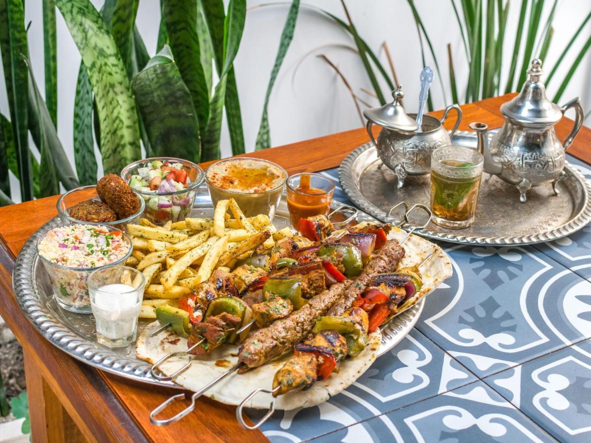 Capital O Hotel Riad كويريتارو المظهر الخارجي الصورة